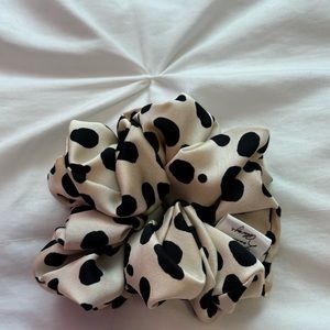 Love Always Polka Dot scrunchie